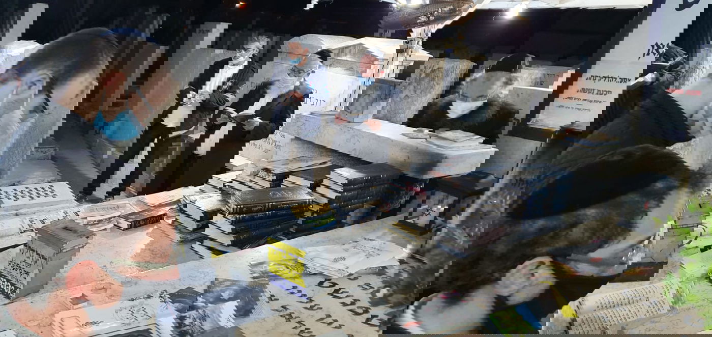 איש החסד נדבק בנגיף הקורונה; מצבו קשה