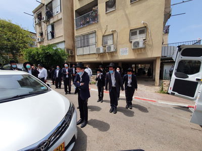 מהקשים שבמגיפה: 14 יתומים שעתידם לוט בערפל