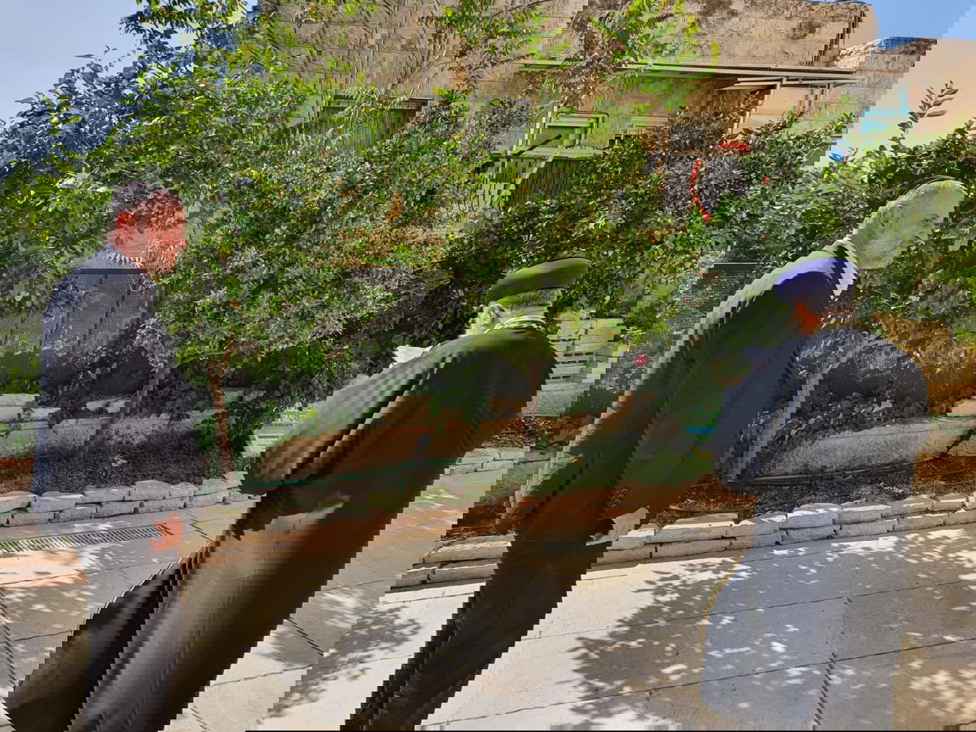 צפו בתיעוד: הראשון לציון הגר"י יוסף בברכת האילנות