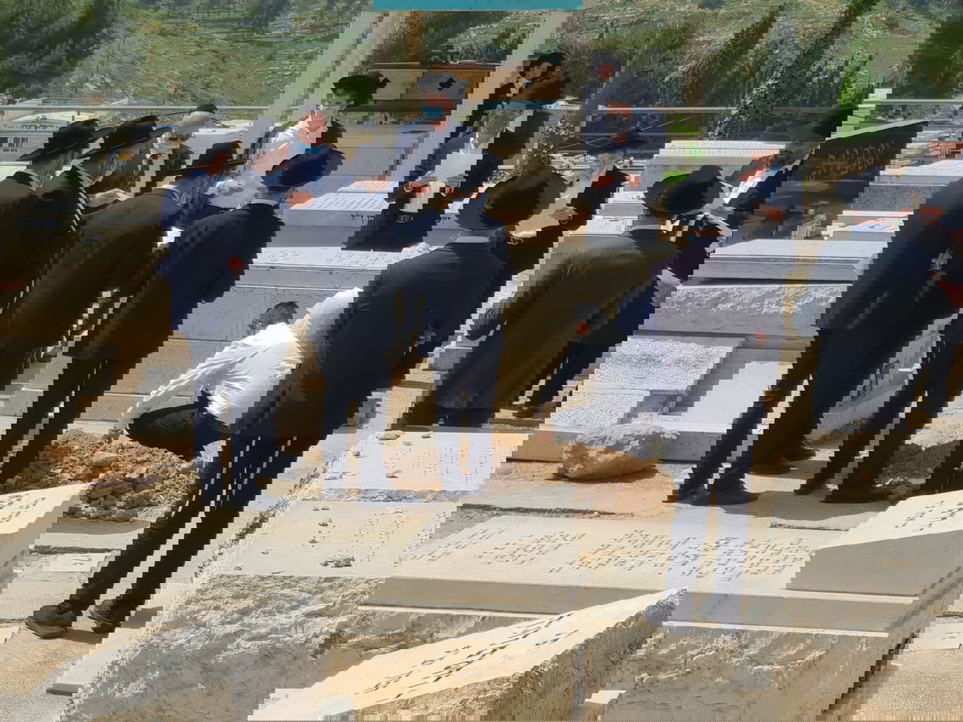 ככלות השבעה; בני משפחת זקן הראשונים לציון זצ"ל  עלו לציונו