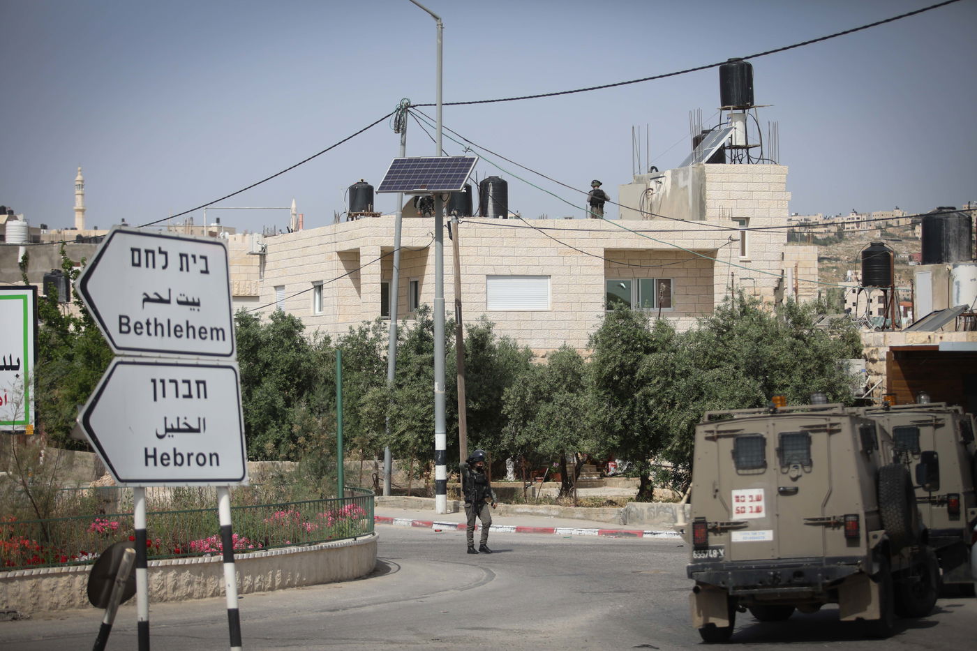 גופת המחבל פונתה מזירת הפיגוע • תיעוד