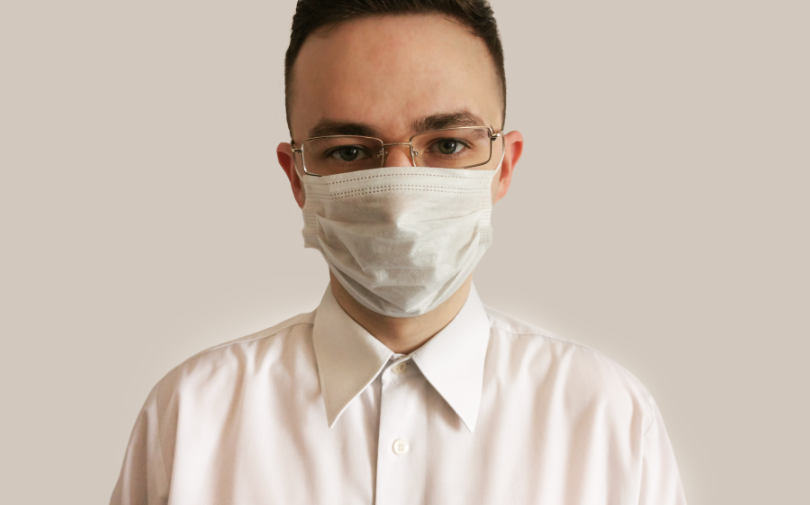 מומחים: שימוש בעדשות מגע עלול להדביק אתכם בנגיף