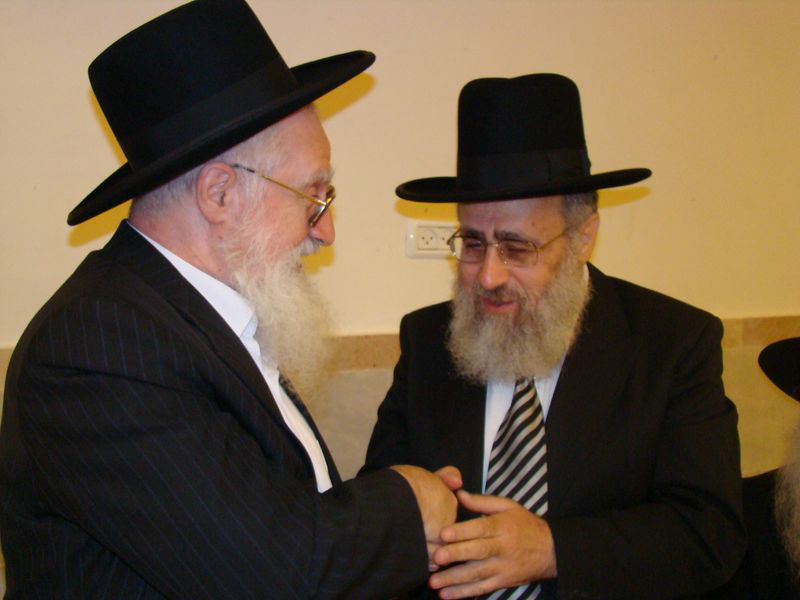 הראש"ל עם אחיו חכם יעקב זצ"ל