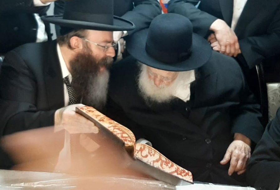 הרב דרוק במעונו של מרן הגר"ח קנייבסקי