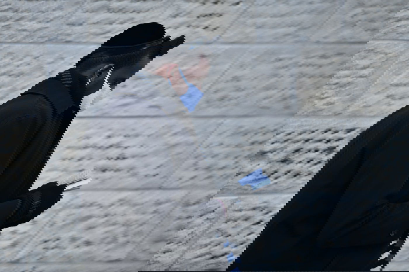 תפילת הנץ של הגאון רבי מרדכי טולדנו • צפו בתיעוד