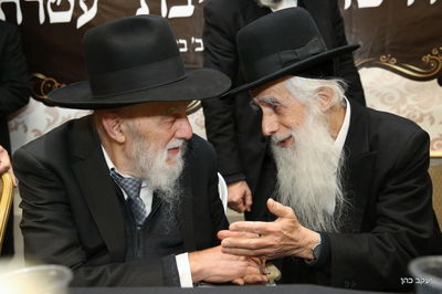 המנוח עם אחיו הגאון רבי יהודה כהן