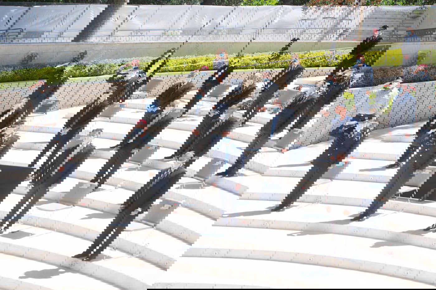 תיעוד: בתי העלמין הצבאיים ללא המשפחות