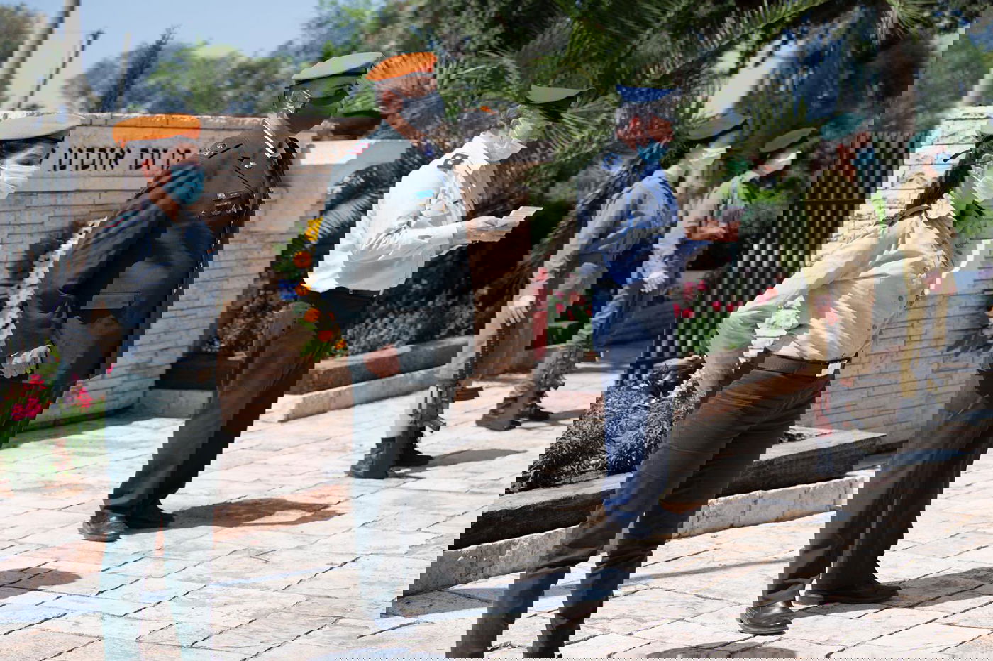 תיעוד: בתי העלמין הצבאיים ללא המשפחות