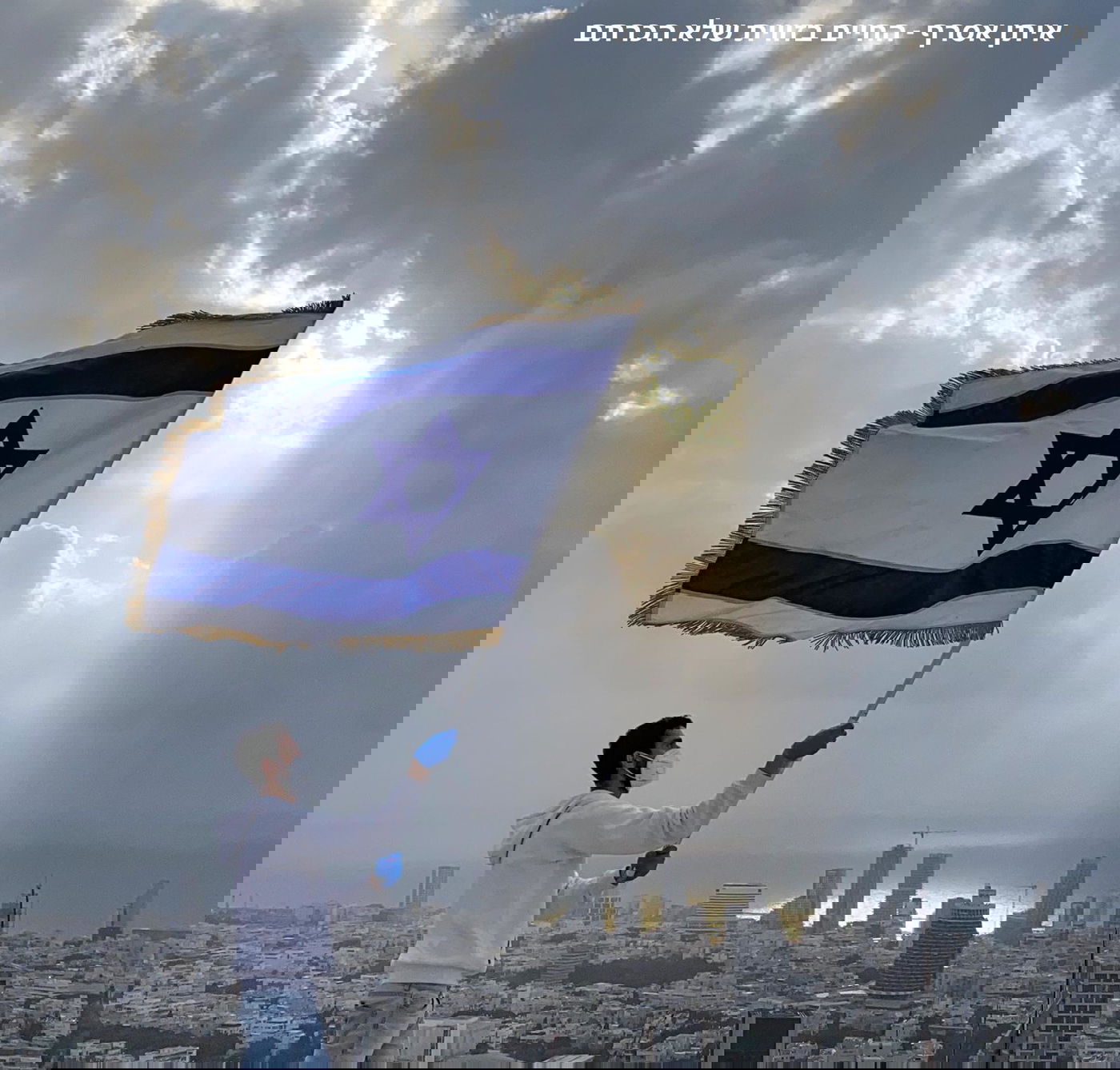 האמן והיוצר: איתן אסרף - החיים בזווית שלא הכרתם