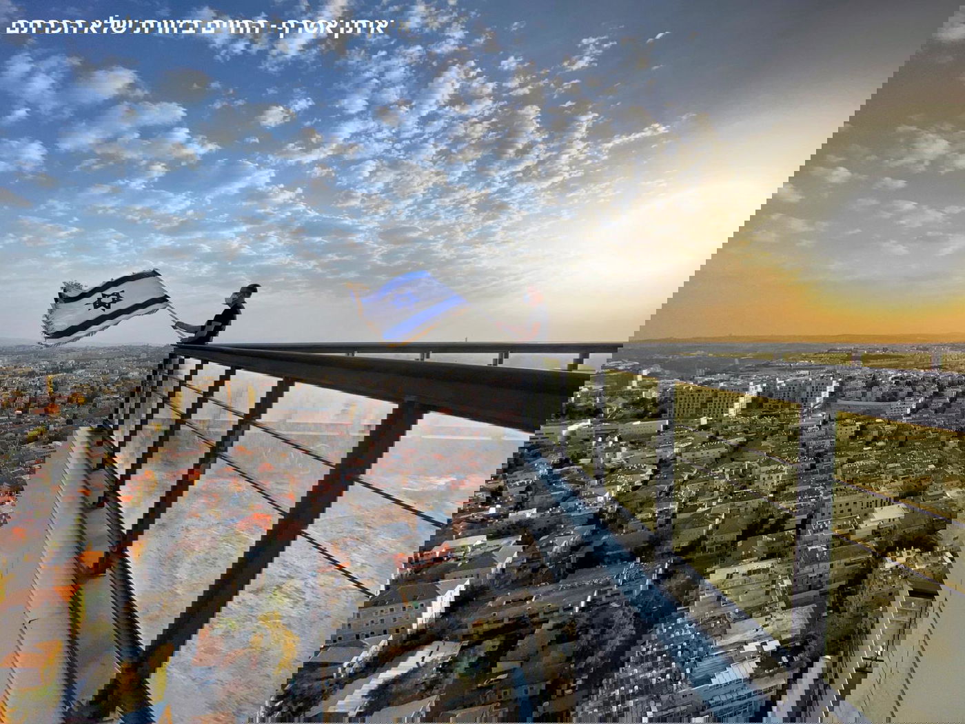 האמן והיוצר: איתן אסרף - החיים בזווית שלא הכרתם