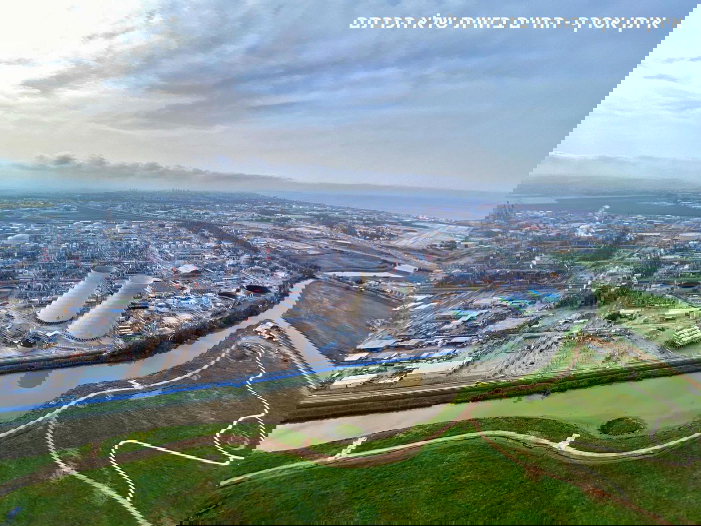 האמן והיוצר: איתן אסרף - החיים בזווית שלא הכרתם