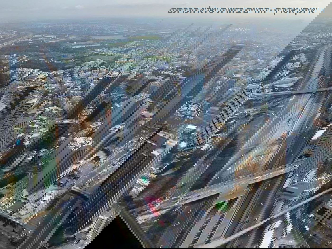 האמן והיוצר: איתן אסרף - החיים בזווית שלא הכרתם