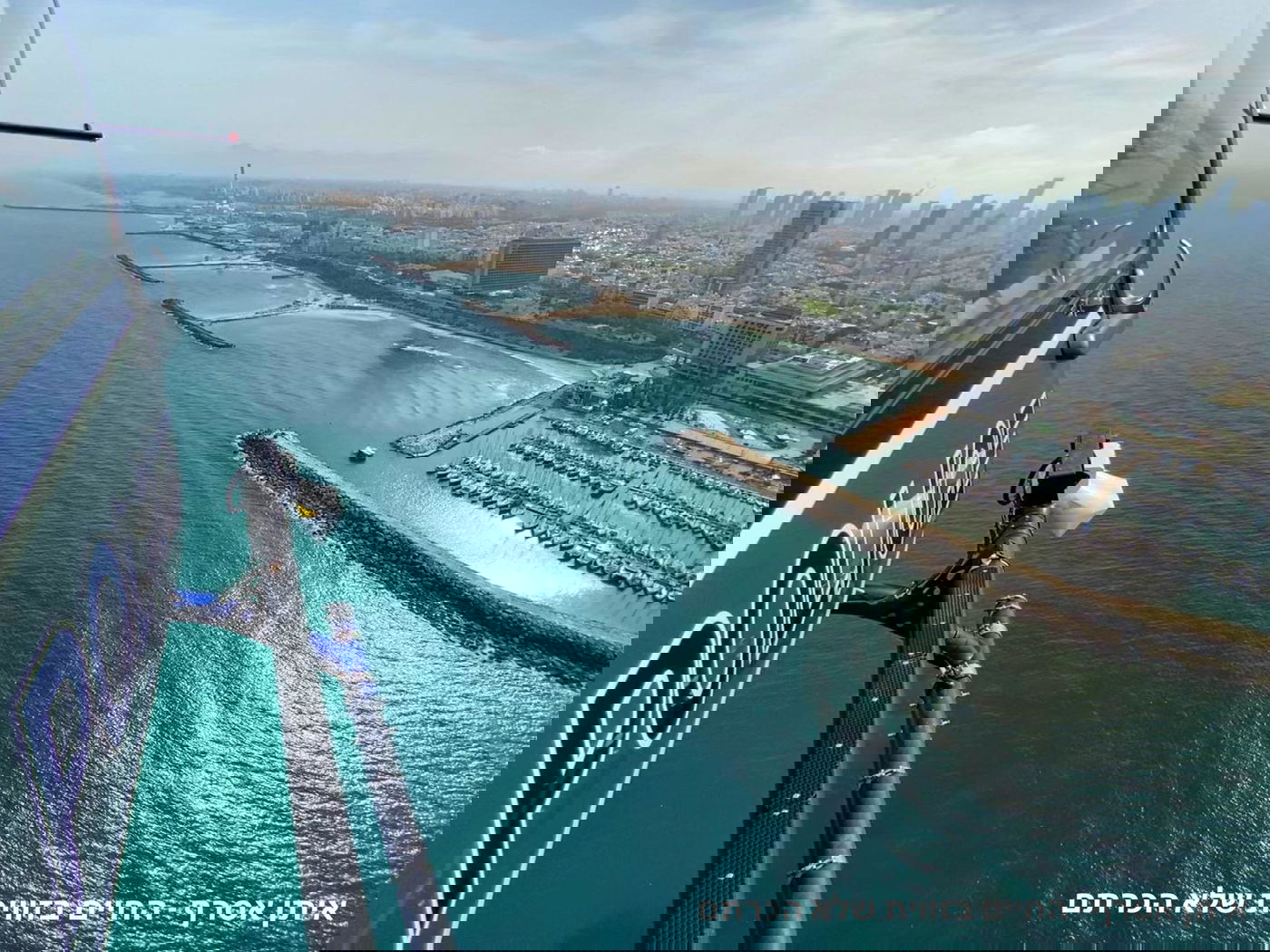 האמן והיוצר: איתן אסרף - החיים בזווית שלא הכרתם