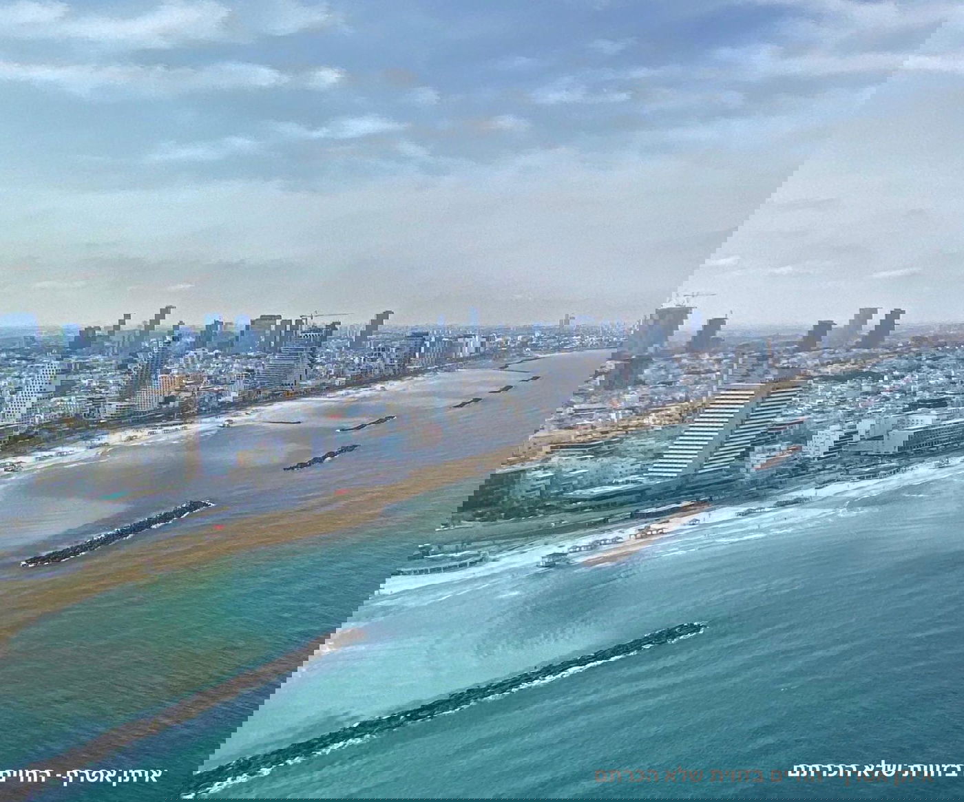 האמן והיוצר: איתן אסרף - החיים בזווית שלא הכרתם