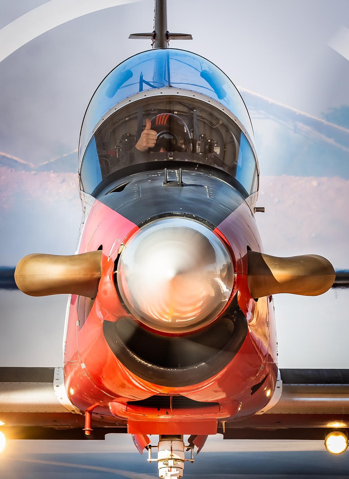 תיעוד: מטס חיל האוויר מעל בתי החולים