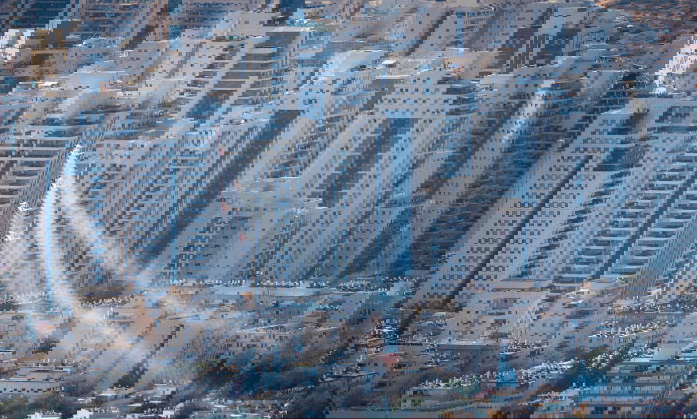 תיעוד: מטס חיל האוויר מעל בתי החולים