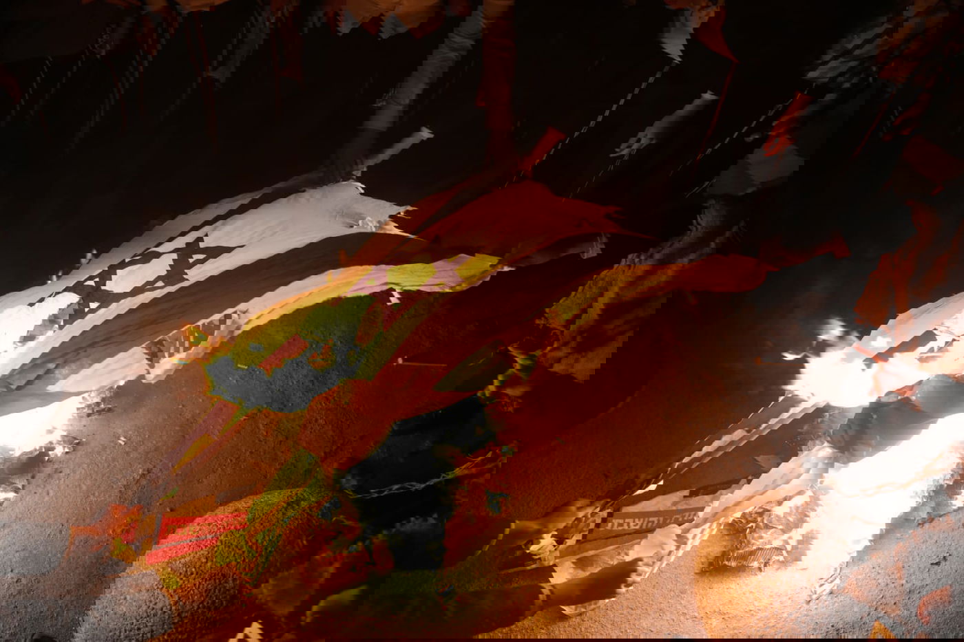 יום העצמאות של נטורי קרתא: תהלוכת אבל ודגלי פלסטין