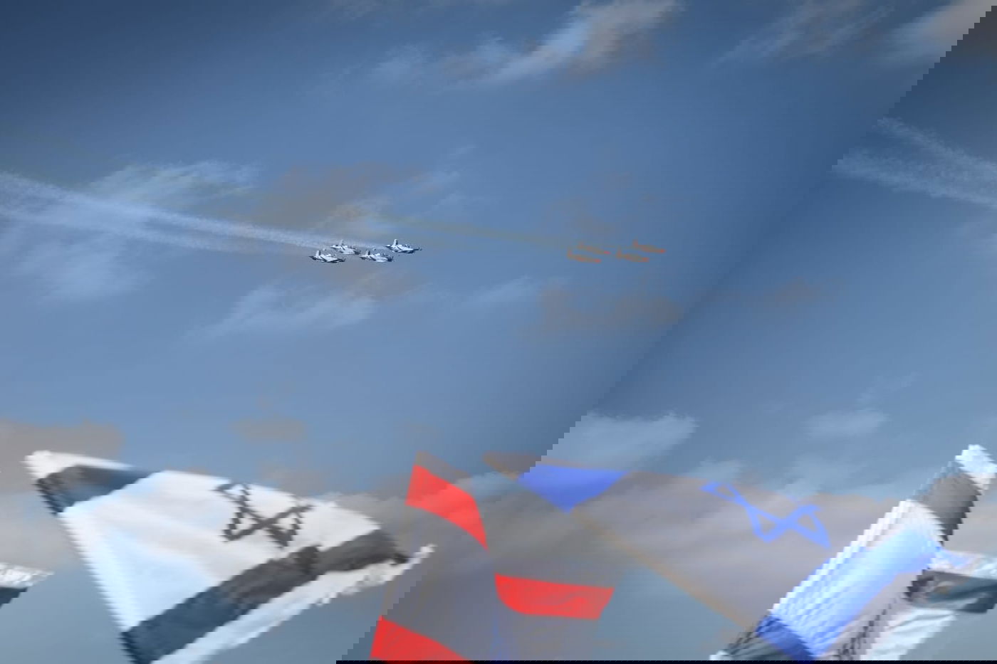 מעל בתי החולים בירושלים