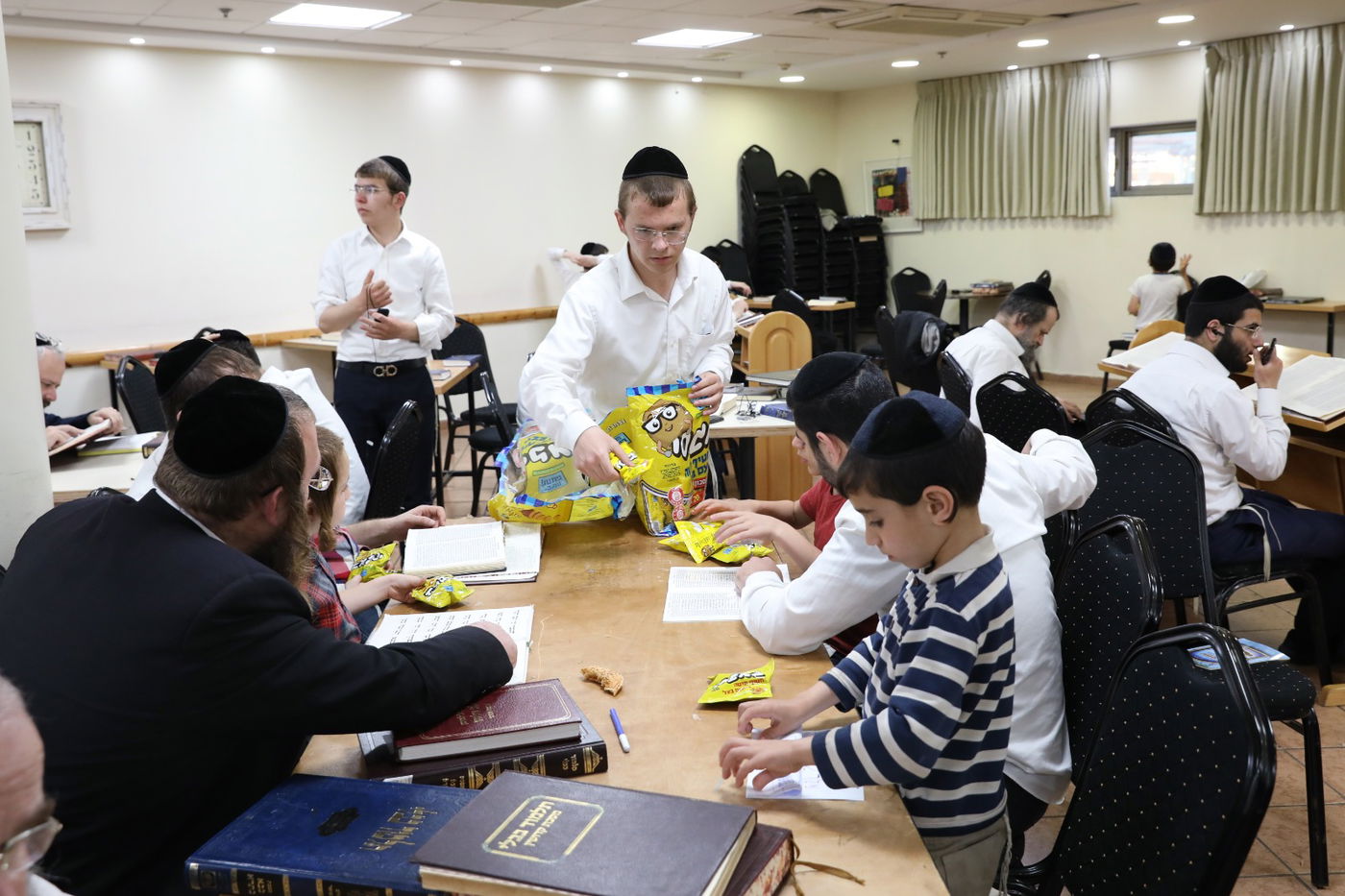 תיעוד: לימוד התורה בישיבת חולי הקורונה