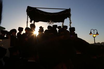 השרים ידונו: הקלה בחתונות אחרי ל"ג בעומר