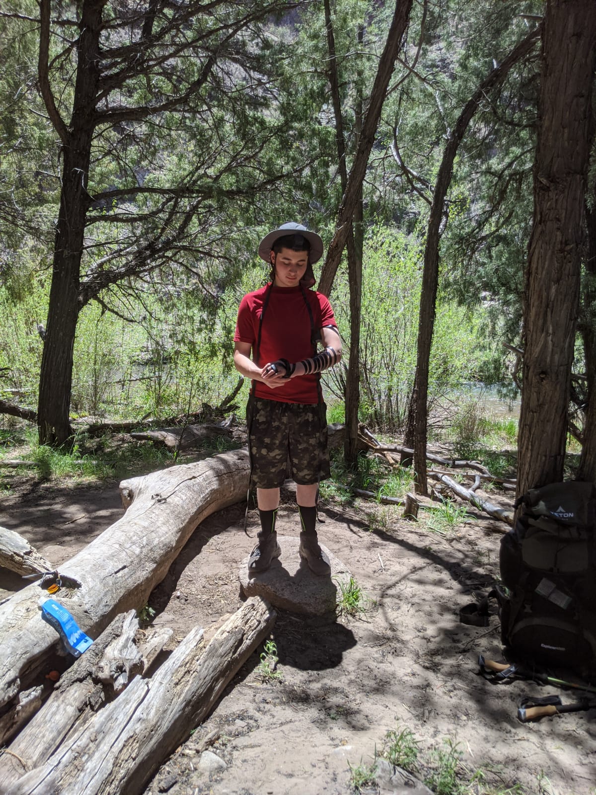 אסון בטיול: תלמיד ישיבה נהרג; חבריו נפצעו