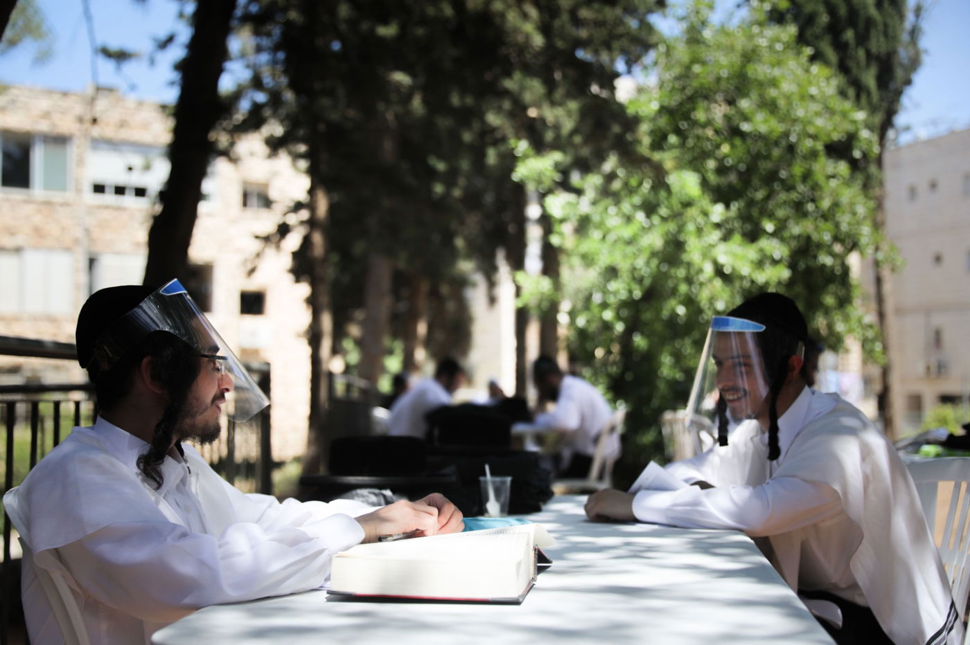 לימוד חסידי, באווירה שמחה ומשוחררת