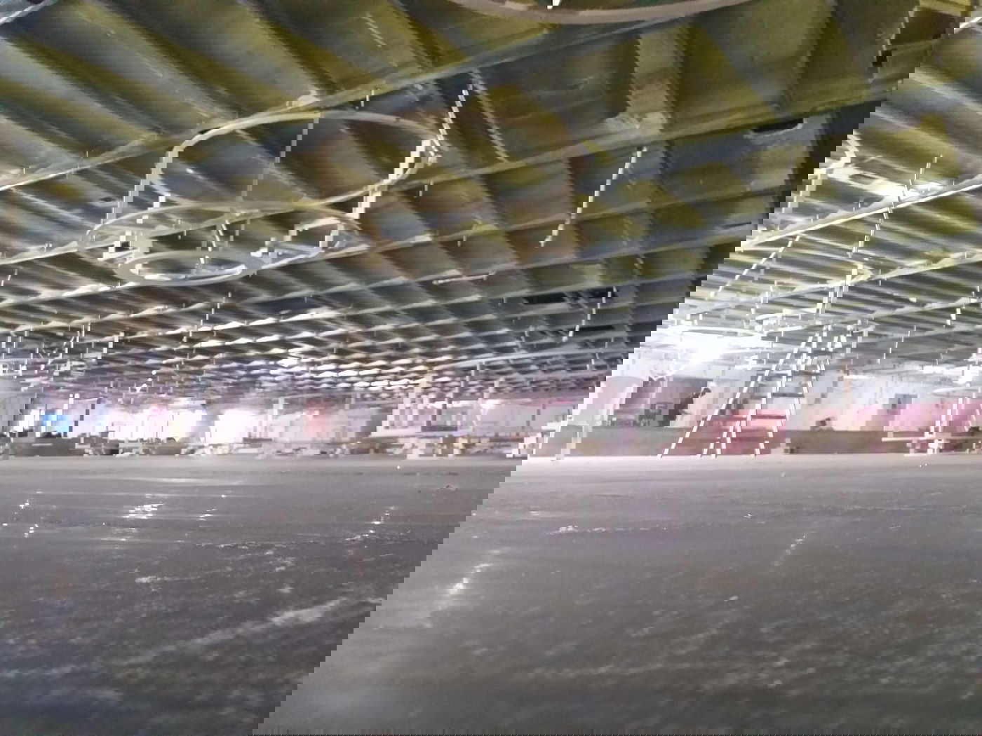 תקרת גבס ומסגרות עץ חדשות בבית המדרש בבני ברק