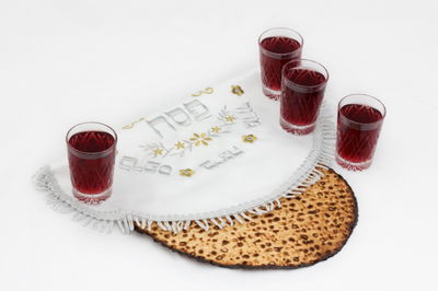 פסח שני: מנצחים את הקב"ה, והוא שמח