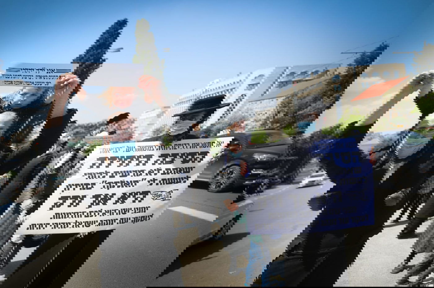 ילדים והוריהם הפגינו: "רוצים לעלות למירון"