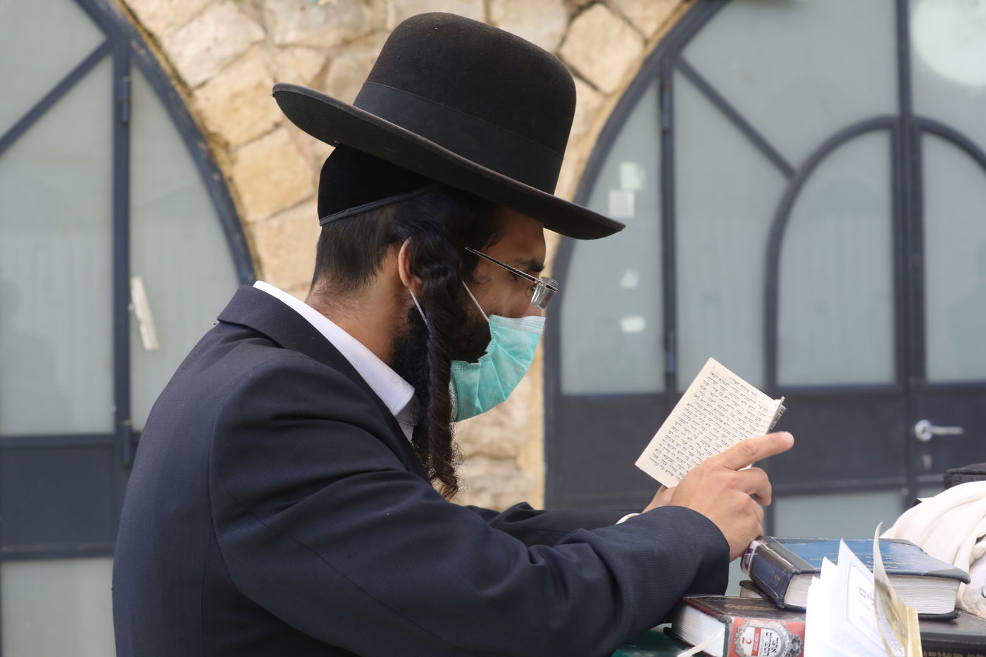 כך נראה ציון הרשב"י שעות לפני ההילולא