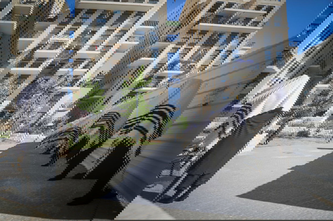 מניין בשטח פתוח, בירושלים