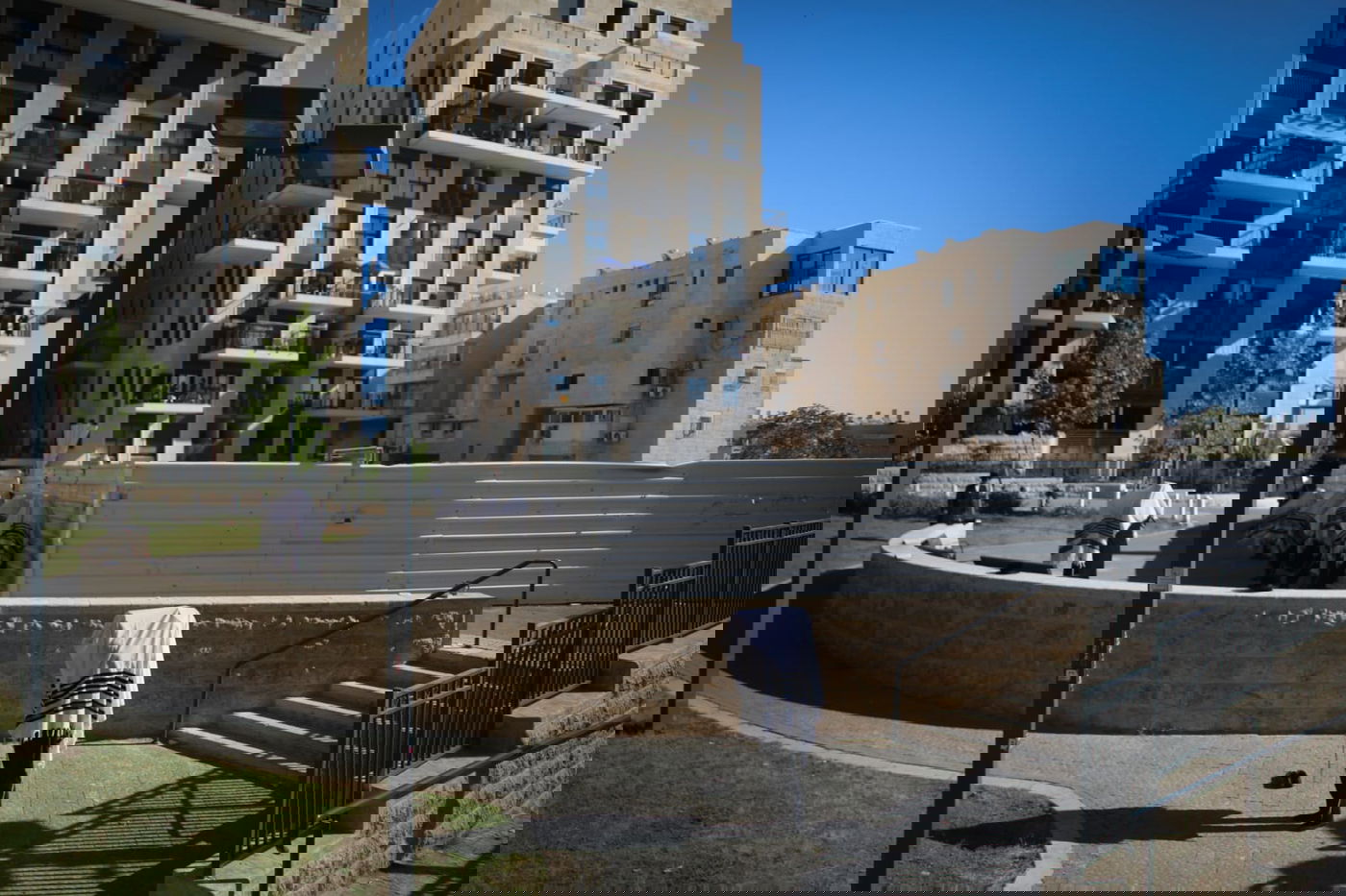 מניין בשטח פתוח, בירושלים