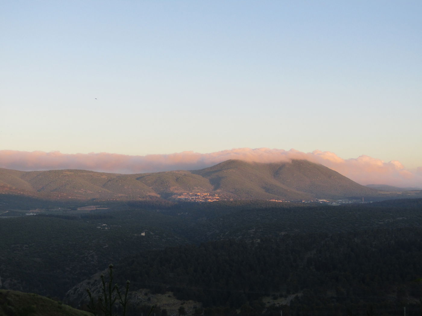 כך נראה הבוקר הר מירון - מהעיר צפת • צפו