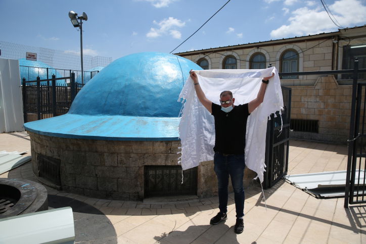 אתמול בהכנות לאירוע המצומצם במירון