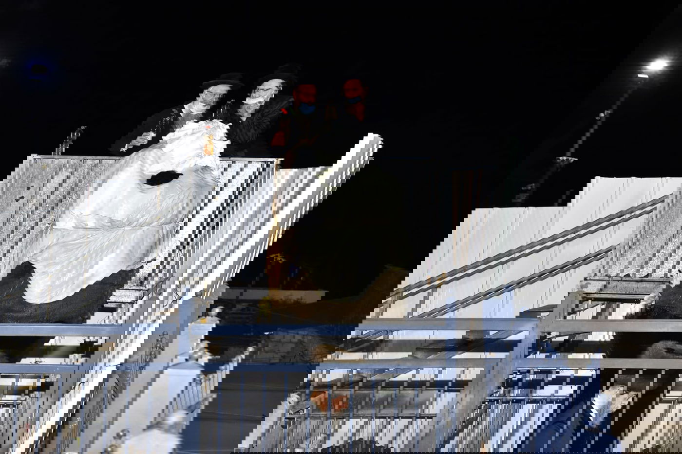 ההדלקה של האדמו"ר מבאיאן במירון • צפו