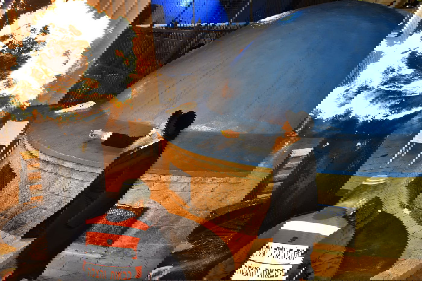 ההדלקה של האדמו"ר מבאיאן במירון • צפו