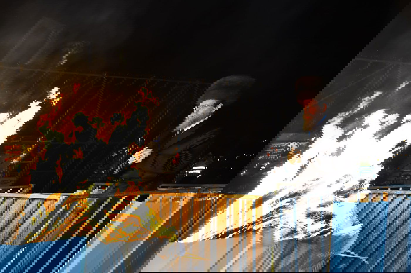 ההדלקה של האדמו"ר מבאיאן במירון • צפו