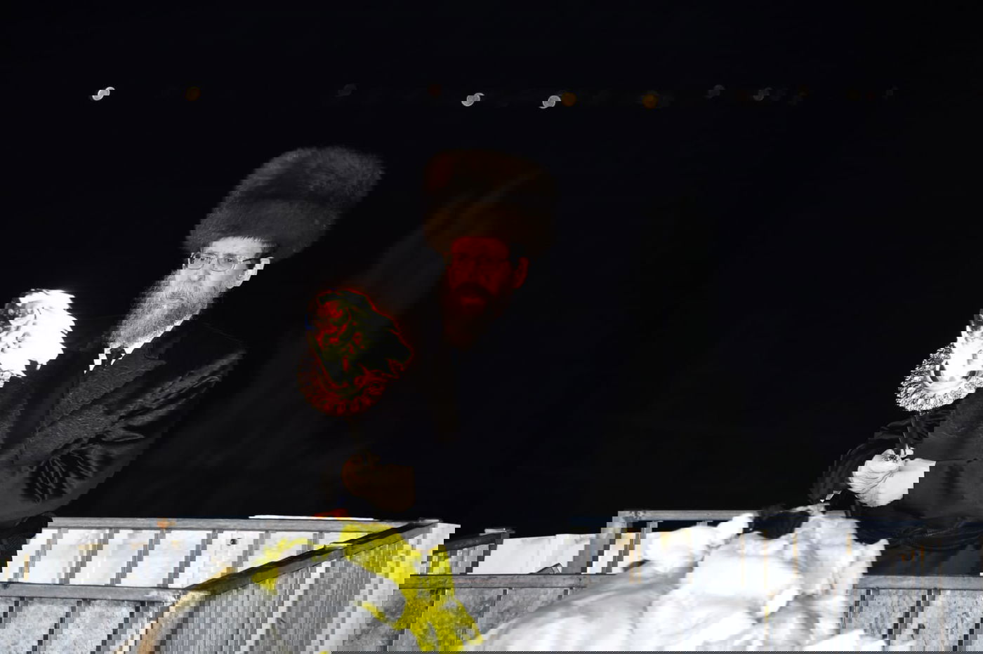 ההדלקה של האדמו"ר מבאיאן במירון • צפו