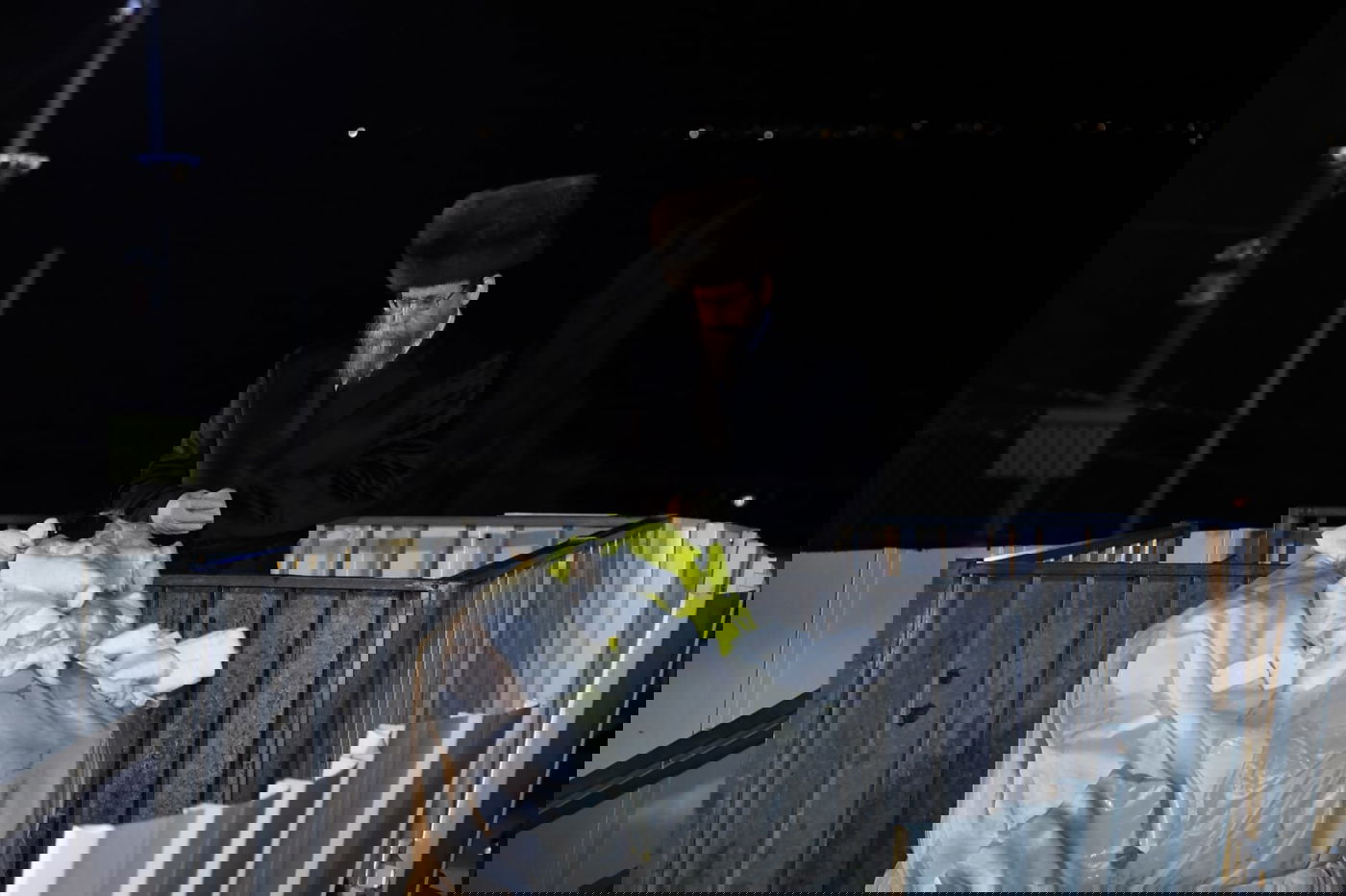 ההדלקה של האדמו"ר מבאיאן במירון • צפו