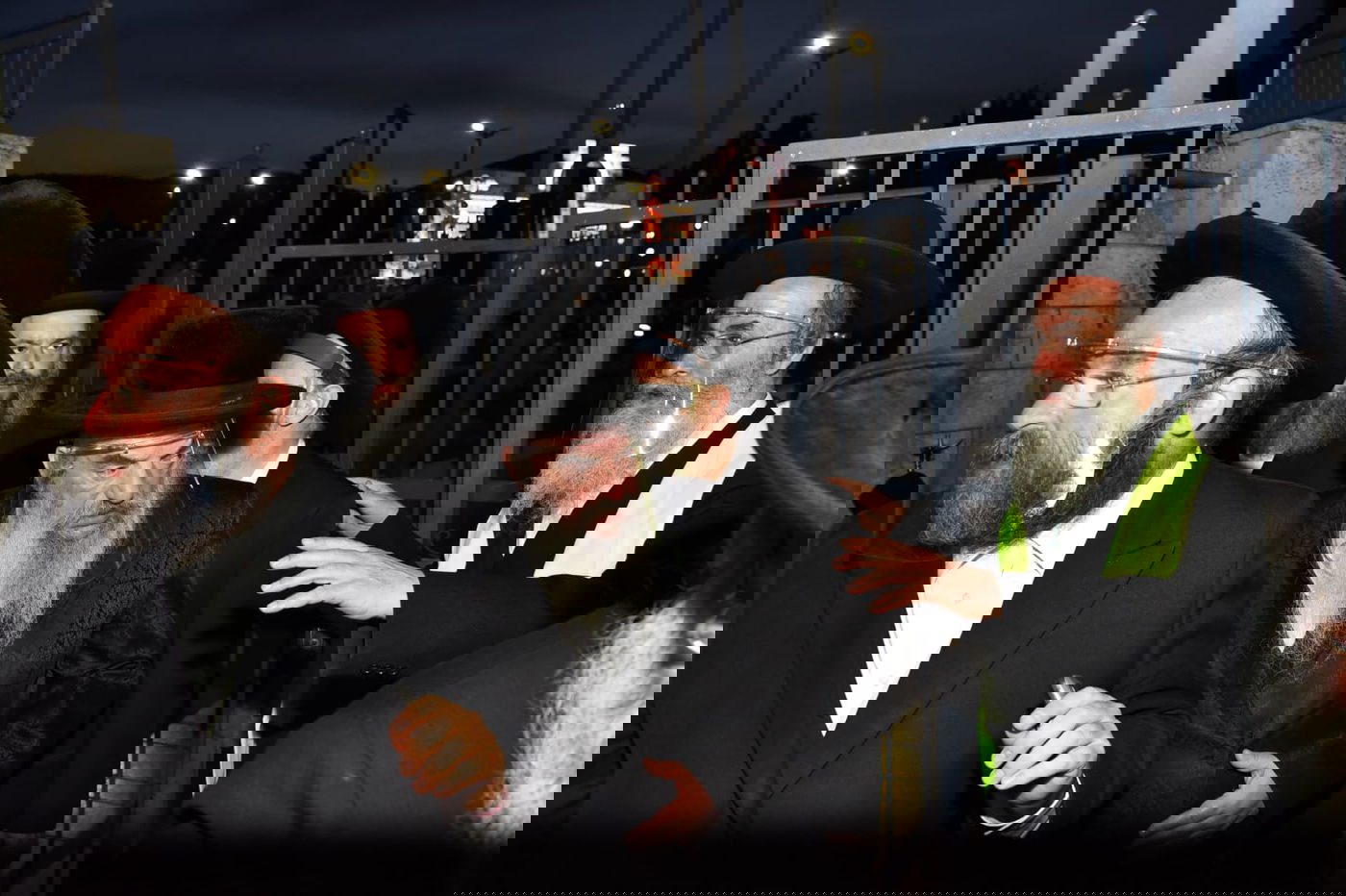 ההדלקה של האדמו"ר מבאיאן במירון • צפו