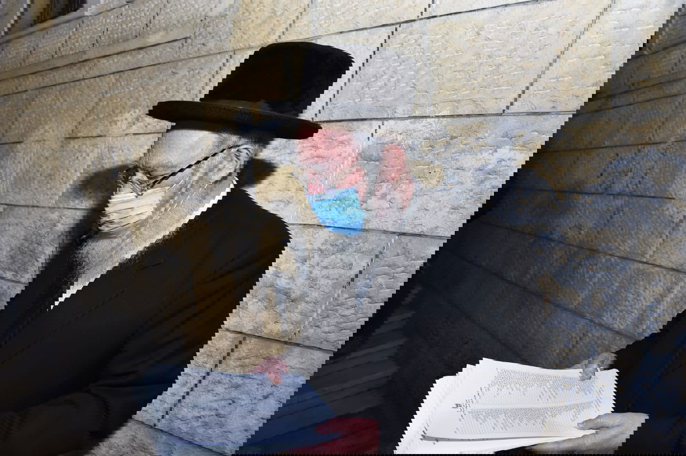 ההדלקה של האדמו"ר מבאיאן במירון • צפו