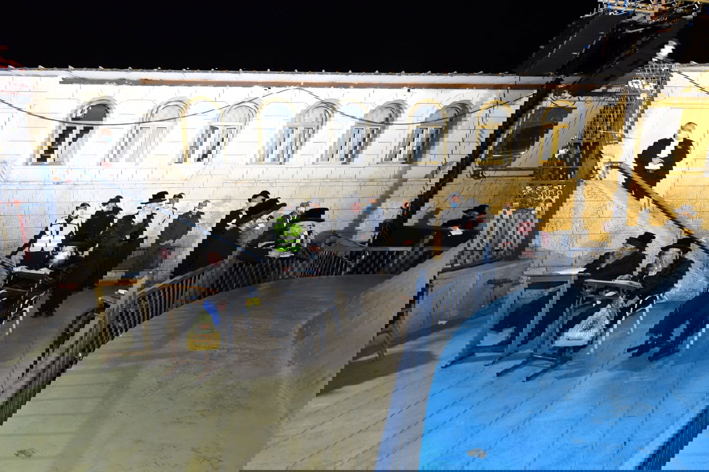 ההדלקה של האדמו"ר מבאיאן במירון • צפו