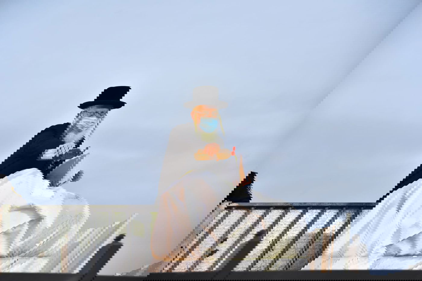 ההדלקה של האדמו"ר מבאיאן במירון • צפו