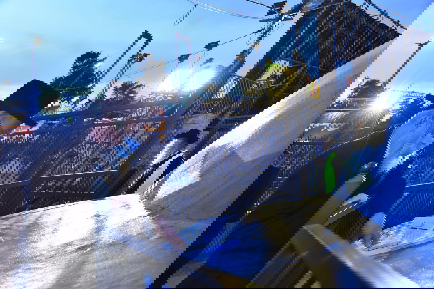 ההדלקה של האדמו"ר מבאיאן במירון • צפו