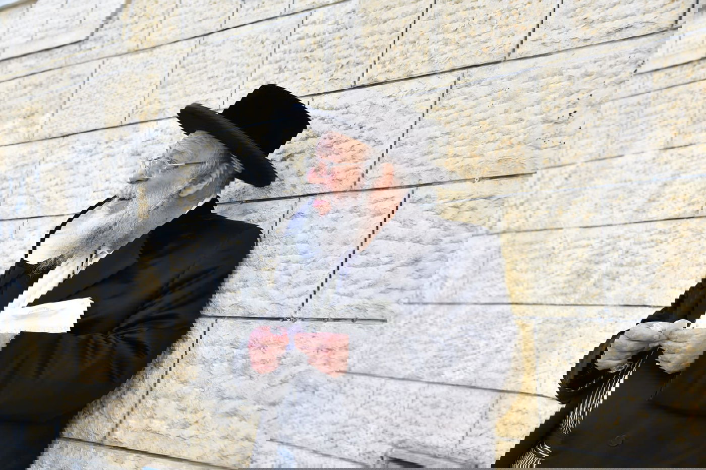 ההדלקה של האדמו"ר מבאיאן במירון • צפו