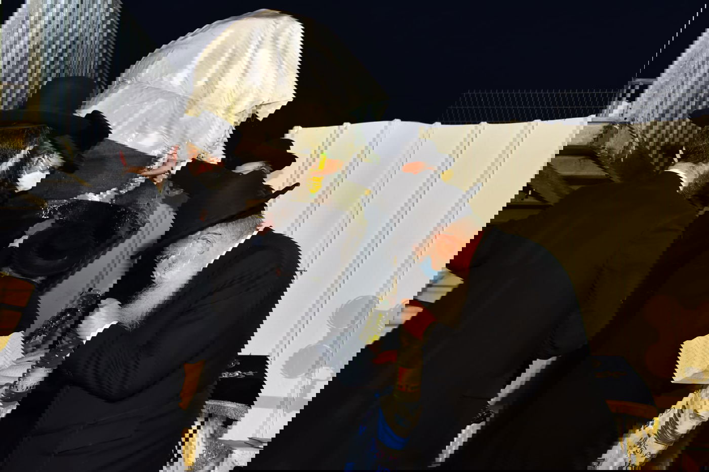 ההדלקה של האדמו"ר מבאיאן במירון • צפו