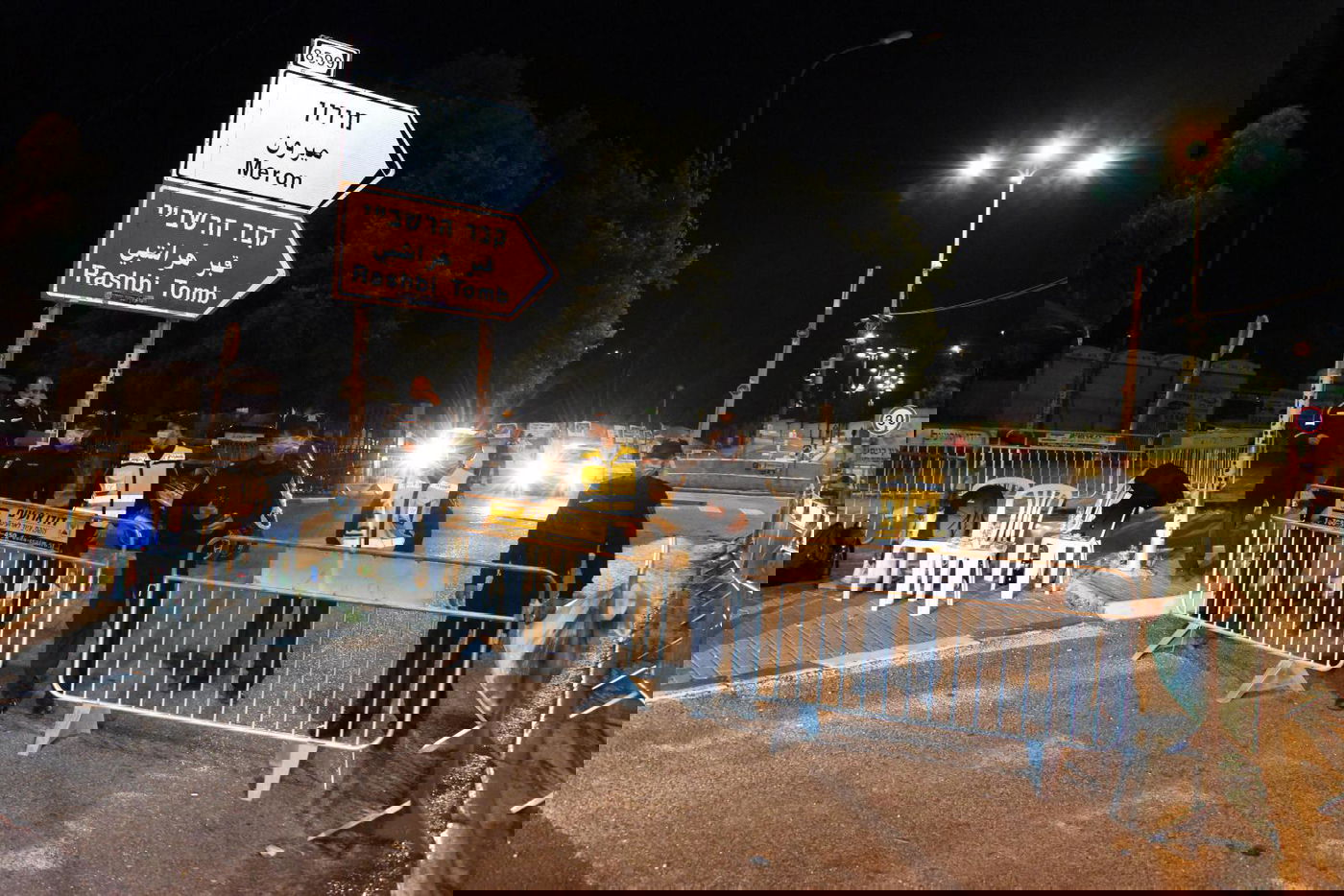 המשטרה פיזרה הדלקות ועצרה  כמה חוגגים