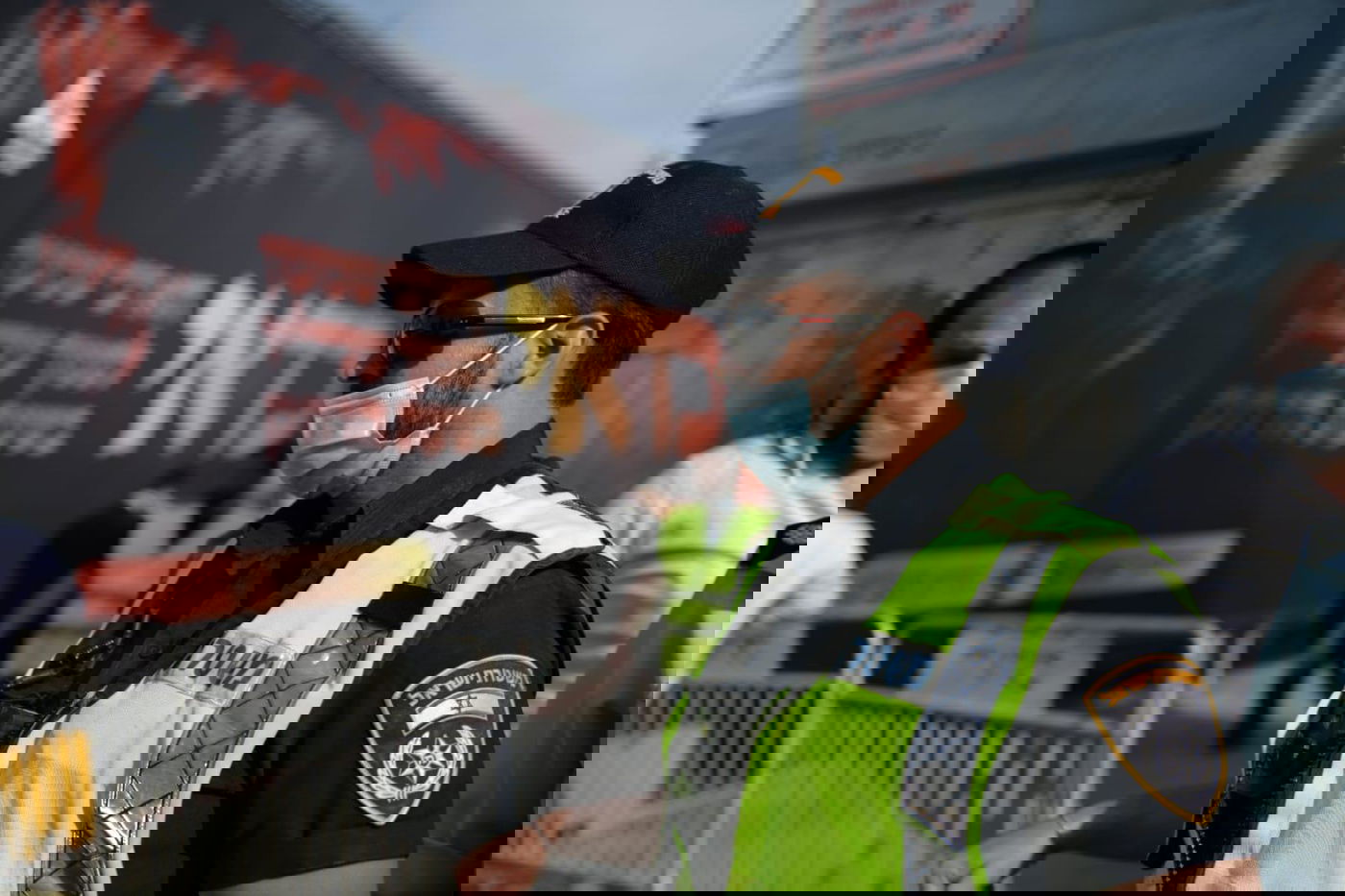 המשטרה פיזרה הדלקות ועצרה  כמה חוגגים