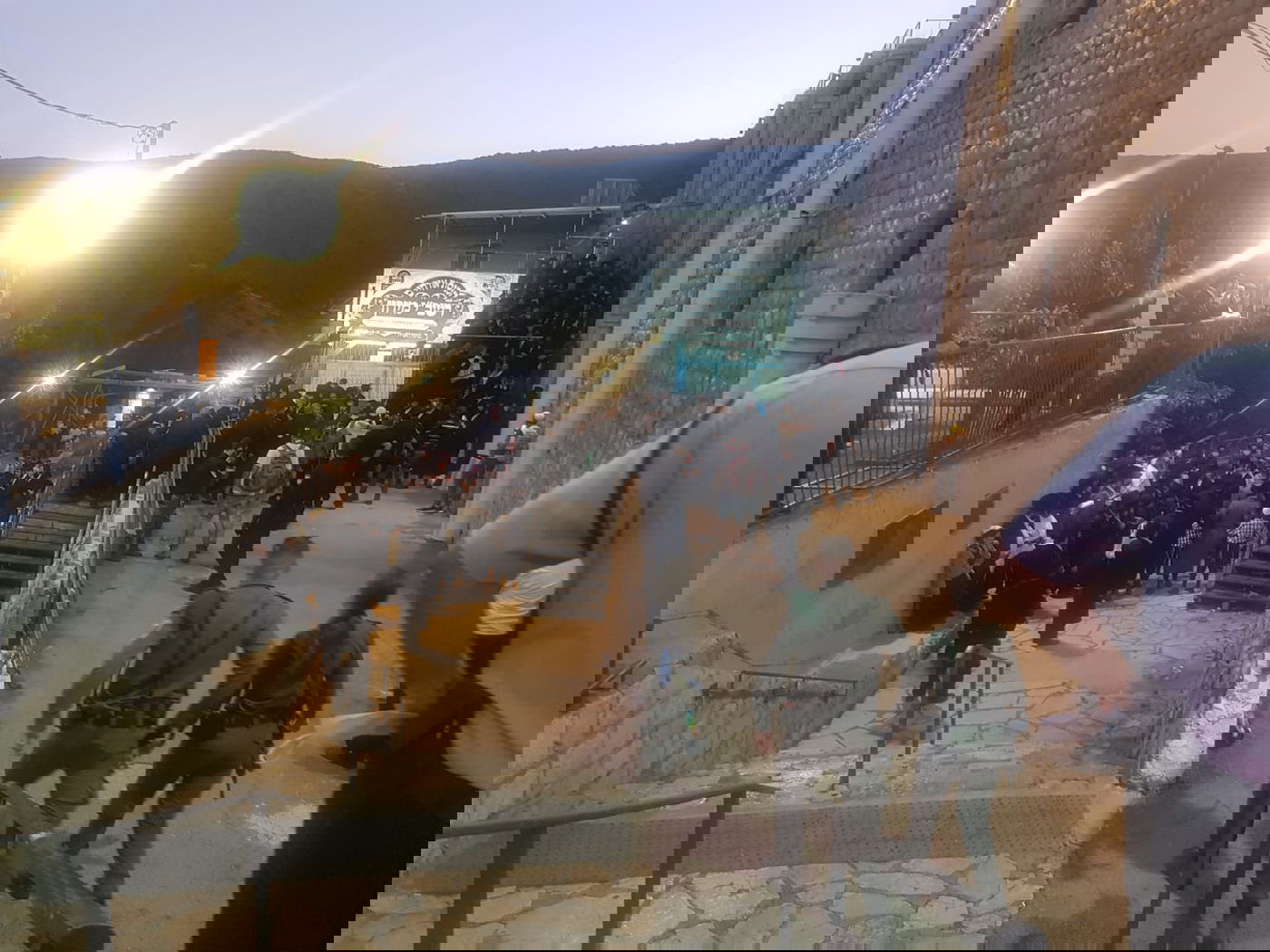 התפרעויות במירון: מאות פרצו אל ציון הרשב"י; 200 נעצרו