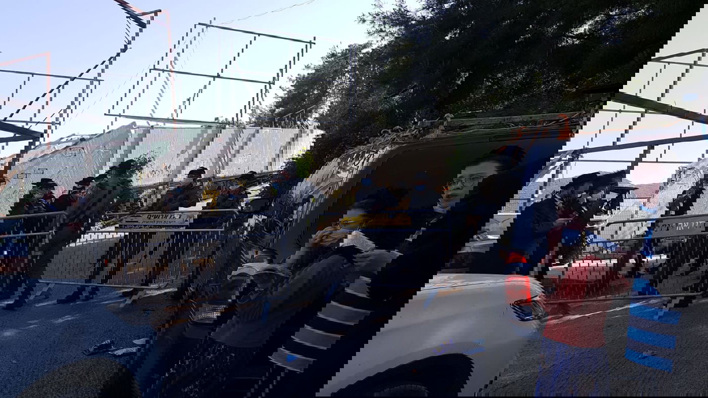 סוער במירון: האדמו"ר מתולדות אברהם יצחק נחסם במעלה ההר